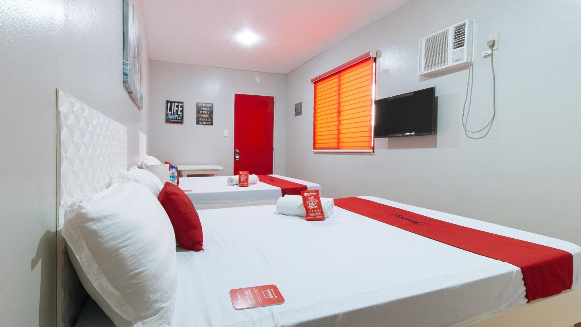 Reddoorz Near Christ The King Medical Center Hotel Las Piñas Exterior foto